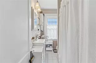 153 4th St, Providence, RI 02906 - Photo 12