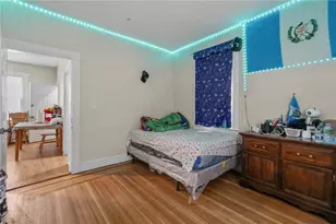 316 Valley St, Providence, RI 02908 - Photo 4