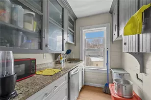 316 Valley St, Providence, RI 02908 - Photo 16