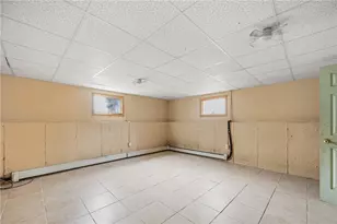 58 Manning St, North Providence, RI 02911 - Photo 20