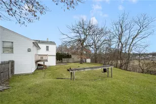 58 Manning St, North Providence, RI 02911 - Photo 22