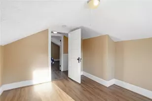 957 Mineral Spring Ave, Pawtucket, RI 02860 - Photo 28