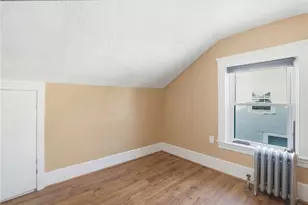 957 Mineral Spring Ave, Pawtucket, RI 02860 - Photo 32