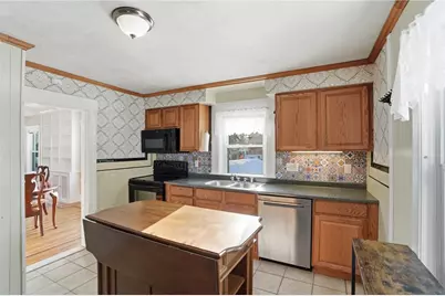 957 Mineral Spring Avenue, Pawtucket, RI 02860 - Photo 10