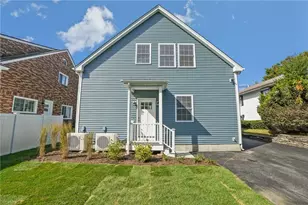 117 Sharon St, Providence, RI 02908 - Photo 46