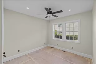 117 Sharon St, Providence, RI 02908 - Photo 18