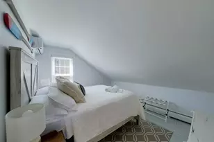 5 Stewart St, Newport, RI 02840 - Photo 12