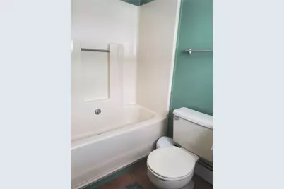 10 Sherwood Valley Lane, Coventry, RI 02816 - Photo 8