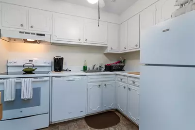 401 Bellevue Avenue #112, Newport, RI 02840 - Photo 6