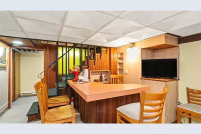 77 Minto Street, Providence, RI 02908 - Photo 28