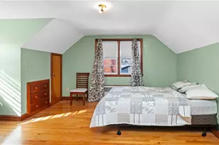 77 Minto St, Providence, RI 02908 - Photo 12