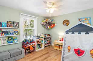 555 Mail Rd, Exeter, RI 02822 - Photo 14