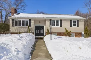 50 Briarwood Rd, Cranston, RI 02920 - Photo 28