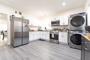 49 Hollis St, Providence, RI 02907 - Photo 12