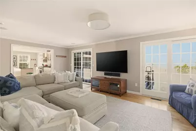 105 Lilac Lane, Portsmouth, RI 02871 - Photo 8