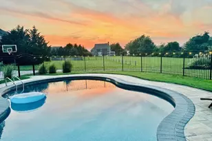 105 Lilac Ln, Portsmouth, RI 02871 - Photo 32