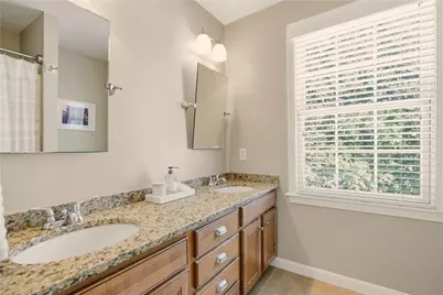 105 Lilac Lane, Portsmouth, RI 02871 - Photo 20