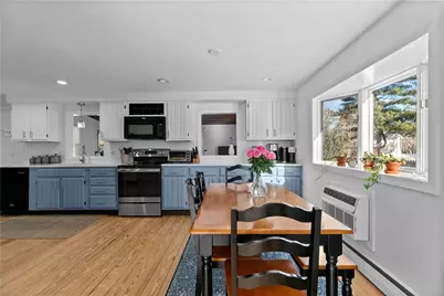 84 Birchwood Drive, North Kingstown, RI 02852 - Photo 4