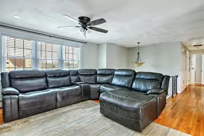 8 Surrey Lane, West Warwick, RI 02893 - Photo 6