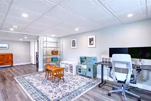 8 Surrey Ln, West Warwick, RI 02893 - Photo 32