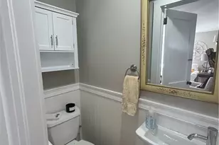 84 Kay Blvd, Newport, RI 02840 - Photo 10