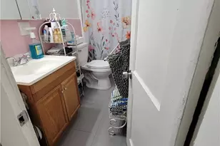 115 Bellevue Ave, Pawtucket, RI 02861 - Photo 6