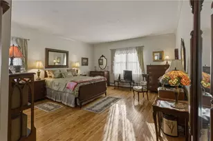 553 Bellevue Ave, Newport, RI 02840 - Photo 20