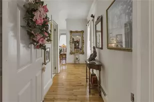 553 Bellevue Ave, Newport, RI 02840 - Photo 8