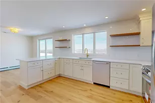 3211 Main Rd, Tiverton, RI 02878 - Photo 10