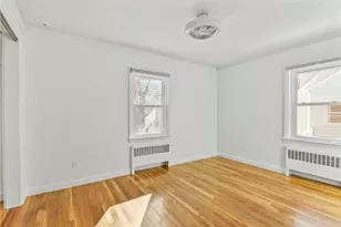 14 Winthrop St, East Providence, RI 02915 - Photo 14