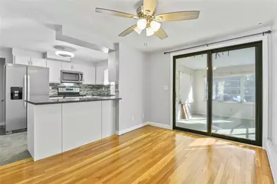 14 Winthrop Street, East Providence, RI 02915 - Photo 8