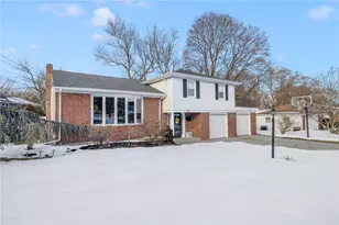 29 Golini Dr, Johnston, RI 02919 - Photo 1