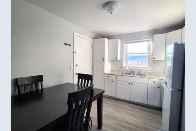 70 Carroll Avenue #303, Newport, RI 02840 - Photo 2