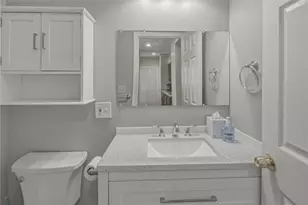 37 West St, West Warwick, RI 02893 - Photo 14