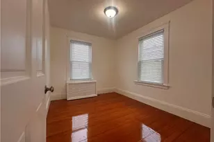 31 Ceres St, Providence, RI 02908 - Photo 14