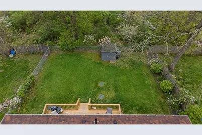 148 Yorktown Road, North Kingstown, RI 02852 - Photo 2