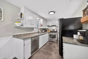 1 Pettine St, Coventry, RI 02816 - Photo 10