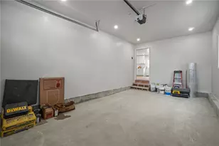 354 Jastram St, Providence, RI 02908 - Photo 36