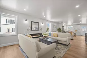 354 Jastram St, Providence, RI 02908 - Photo 4