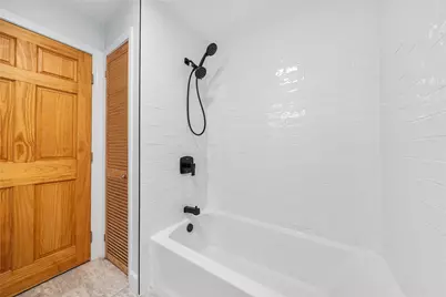 101 Grand View Street #1, Providence, RI 02906 - Photo 30