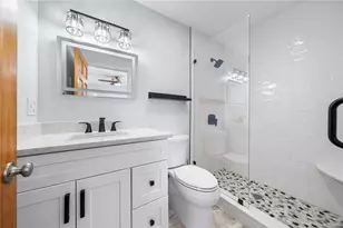 101 Grand View St, Providence, RI 02906 - Photo 22