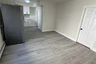 7 Kepler St, Providence, RI 02908 - Photo 4