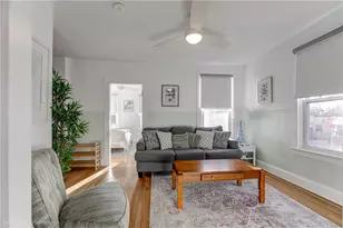 12 Cranston Ave, Newport, RI 02840 - Photo 6