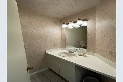 15 Hammersmith Road #33, Newport, RI 02840 - Photo 28