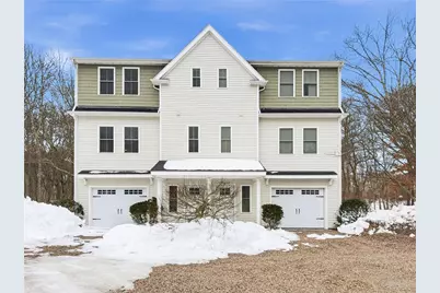 12 Park Avenue #13, Narragansett, RI 02882 - Photo 2