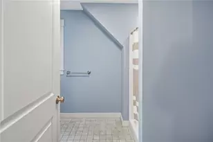 12 Park Ave, Narragansett, RI 02882 - Photo 34