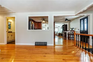 152 Almy St, Warwick, RI 02886 - Photo 8