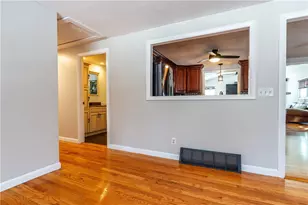 152 Almy St, Warwick, RI 02886 - Photo 20