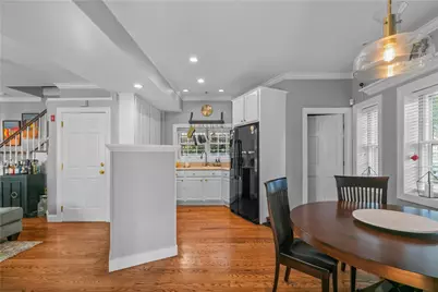 34 Catherine Street #Cottage, Newport, RI 02840 - Photo 4