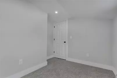 79 Suburban Parkway, Warwick, RI 02889 - Photo 18